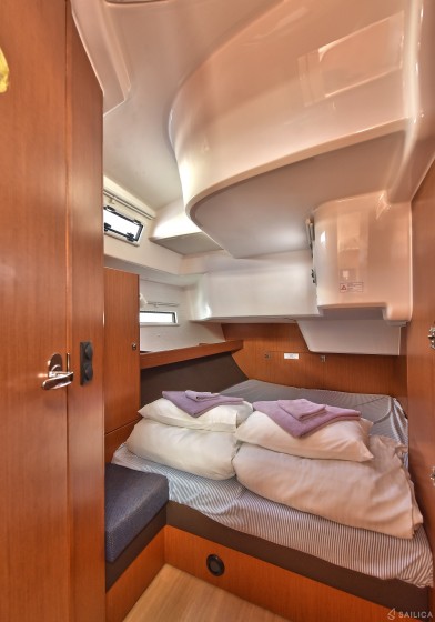Bavaria 51 Cruiser - Yacht Charter Sailica