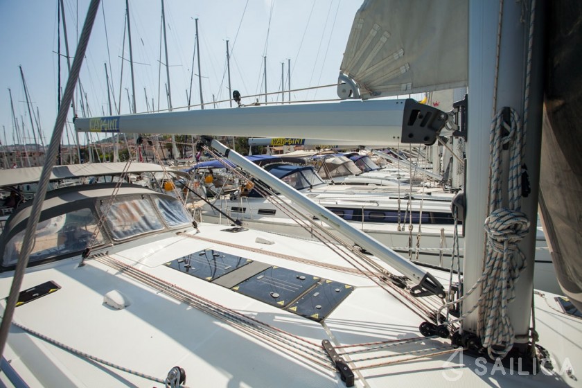 Bavaria 51 Cruiser - Yacht Charter Sailica