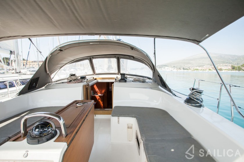 Bavaria 51 Cruiser - Yacht Charter Sailica
