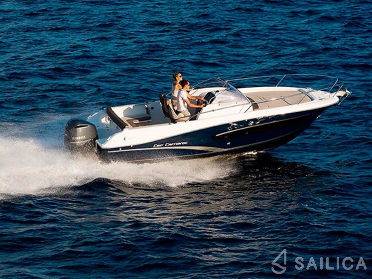 Cap Camarat 755WA - Yacht Charter Sailica