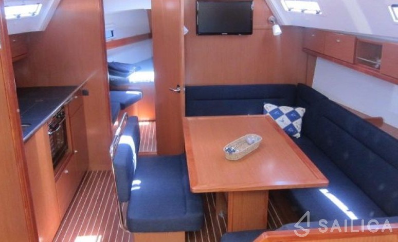 Bavaria Cruiser 40 - Yacht Charter Sailica