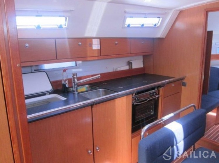 Bavaria Cruiser 40 - Yacht Charter Sailica