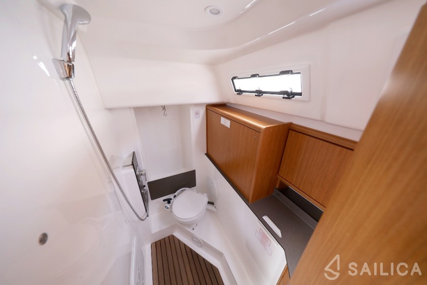Bavaria 33 Cruiser - Yacht Charter Sailica