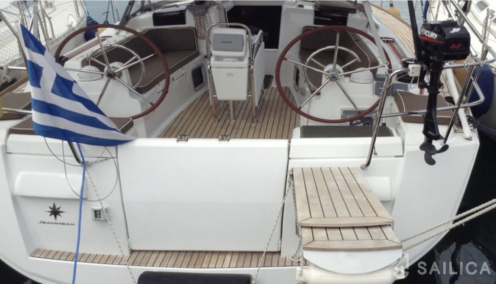 Sun Odyssey 409 - Yacht Charter Sailica