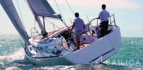Dufour 412 GL - Yacht Charter Sailica