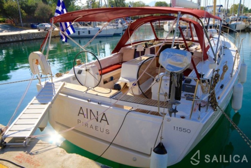 Dufour 412 GL - Yacht Charter Sailica