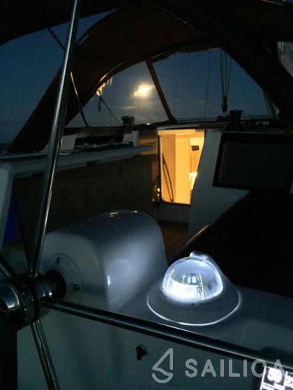 Dufour 412 GL - Yacht Charter Sailica