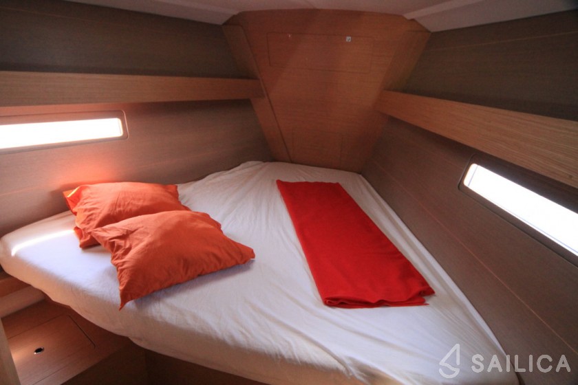 Dufour 412 GL - Yacht Charter Sailica