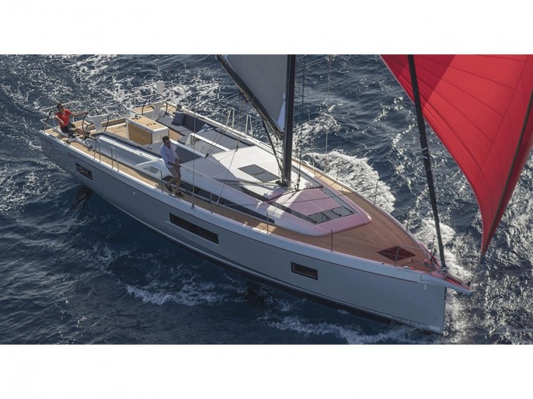 Oceanis 51.1 - Yacht Charter Sailica