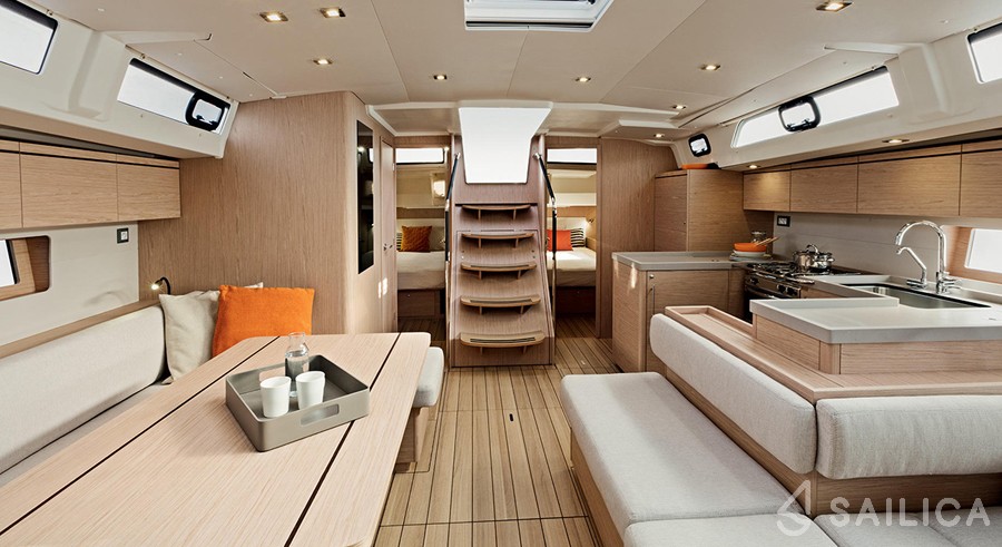 Oceanis 51.1 - Yacht Charter Sailica