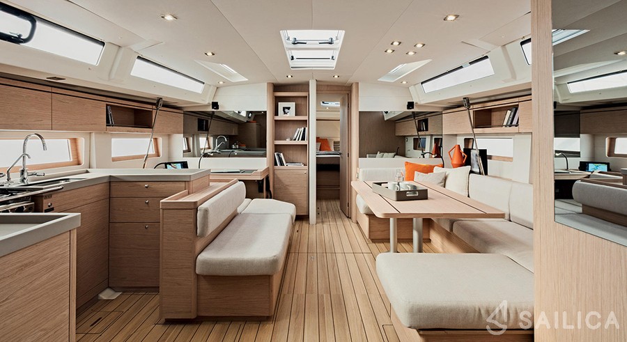 Oceanis 51.1 - Yacht Charter Sailica