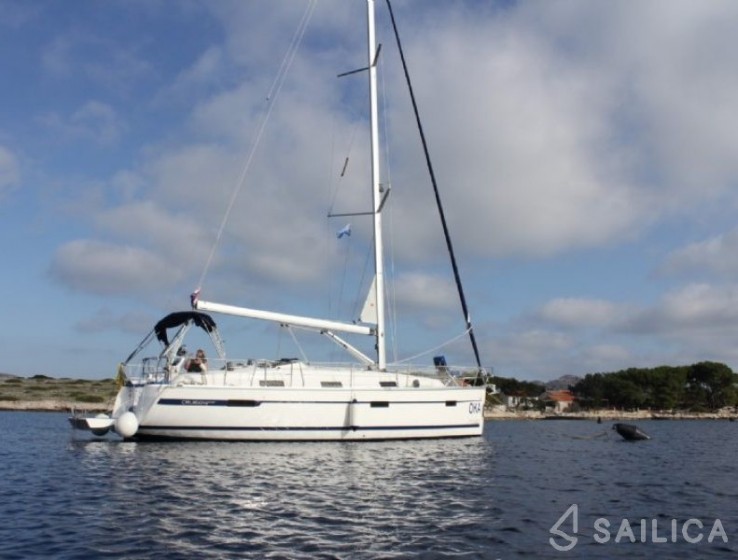 Bavaria 36 Cruiser - Yacht Charter Sailica