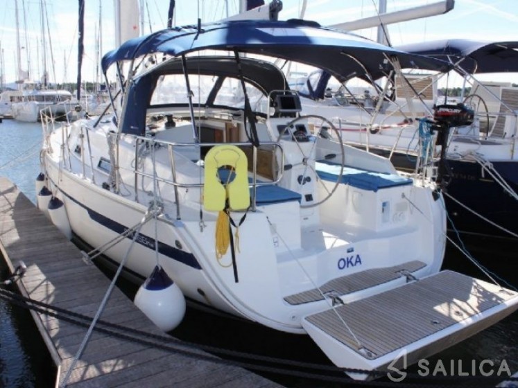 Bavaria 36 Cruiser - Yacht Charter Sailica