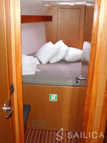 Bavaria 45 Cruiser - Yacht Charter Sailica