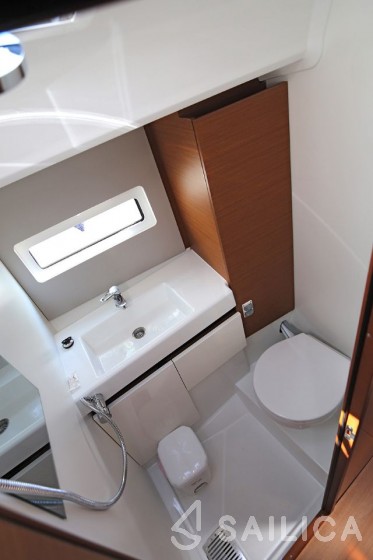 Sun Odyssey 490 - Yacht Charter Sailica