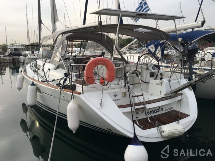 Sun Odyssey 44 i - Yacht Charter Sailica
