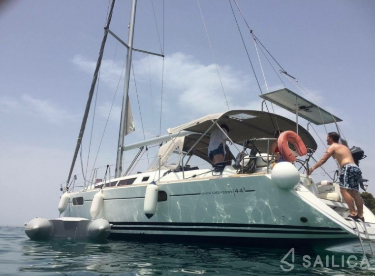 Sun Odyssey 44 i - Yacht Charter Sailica