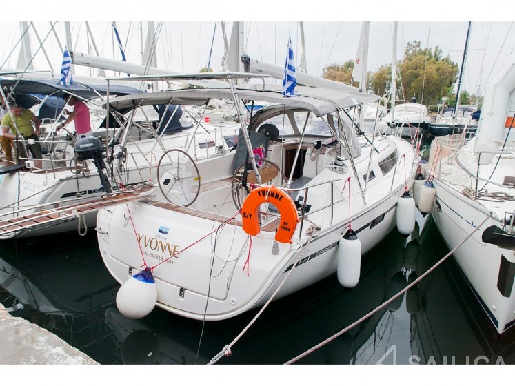 Bavaria 41 Cruiser - Yacht Charter Sailica