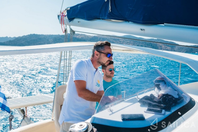 Lavezzi 40 - Yacht Charter Sailica