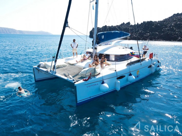 Lavezzi 40 - Yacht Charter Sailica