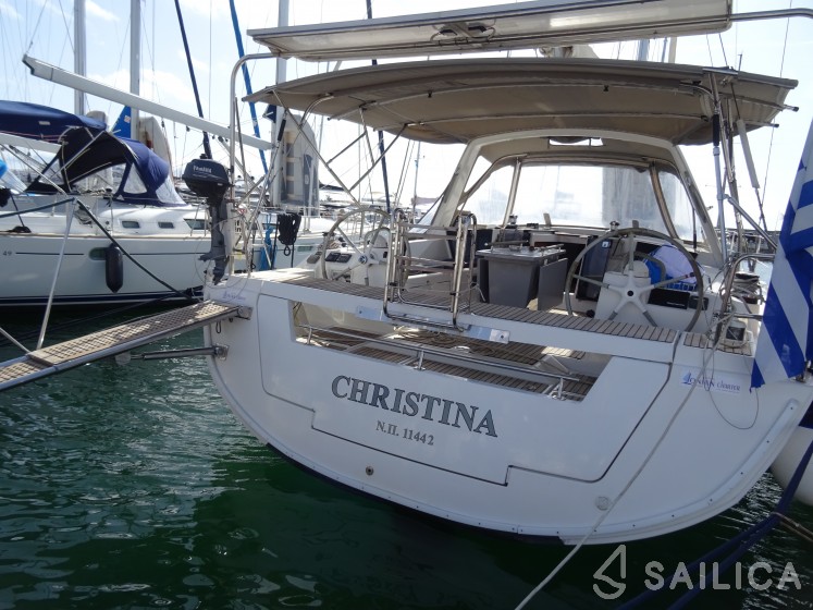 Oceanis 45 - Yacht Charter Sailica