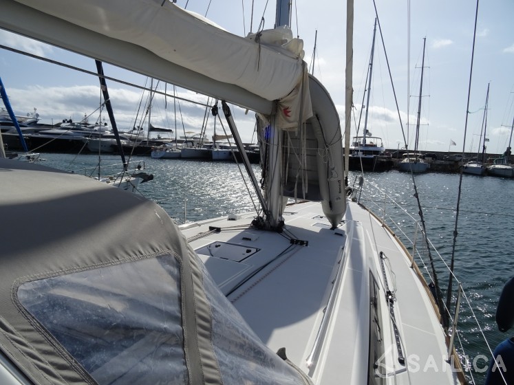 Oceanis 45 - Yacht Charter Sailica