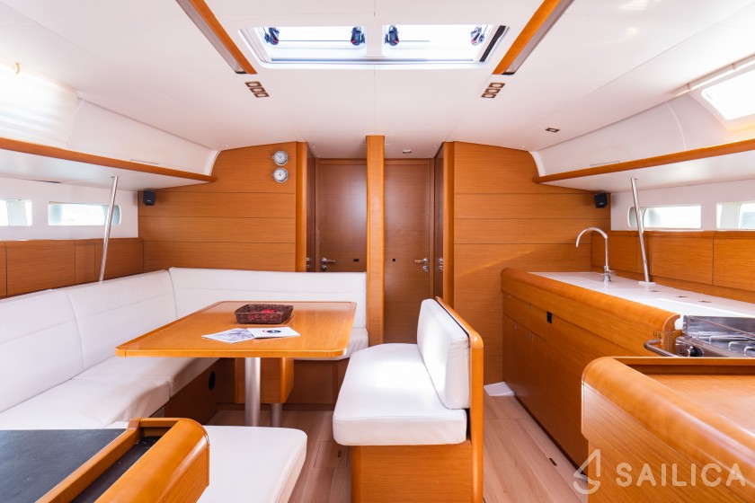 Sun Odyssey 440 - Yacht Charter Sailica