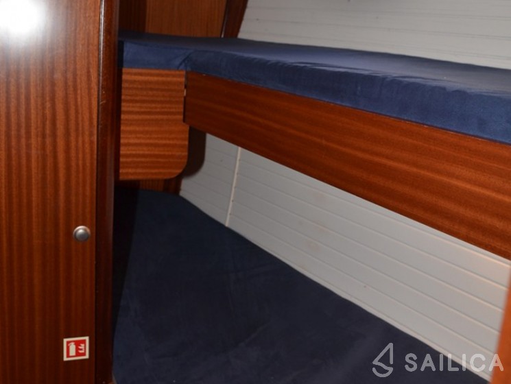 Delphia 47 - Yacht Charter Sailica
