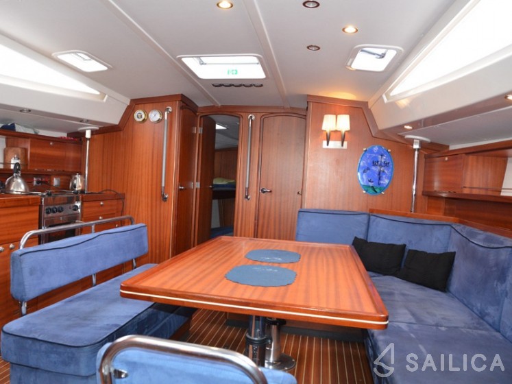 Delphia 47 - Yacht Charter Sailica