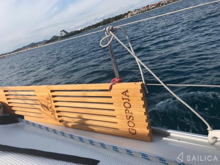 Bavaria 37 Cruiser - Yacht Charter Sailica