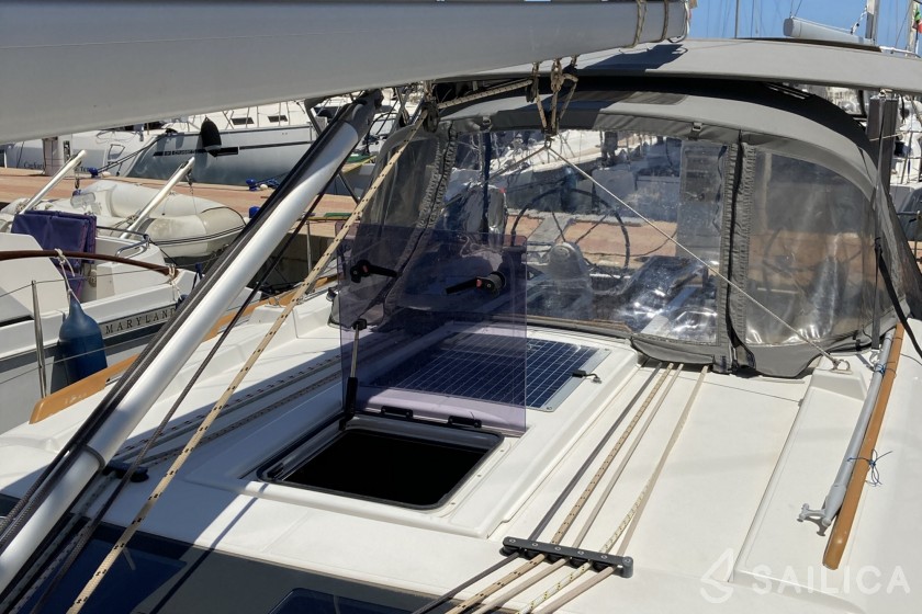 Dufour 382 Grand Large - Yacht Charter Sailica