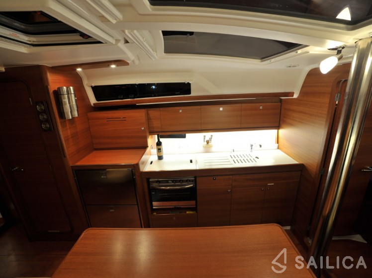 Dufour 382 Grand Large - Yacht Charter Sailica