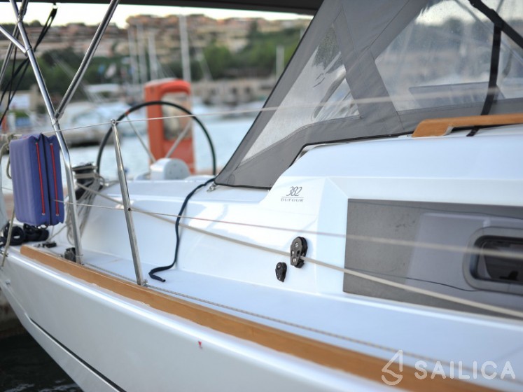 Dufour 382 Grand Large - Yacht Charter Sailica