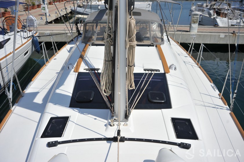 Dufour 460 Grand Large - Yacht Charter Sailica
