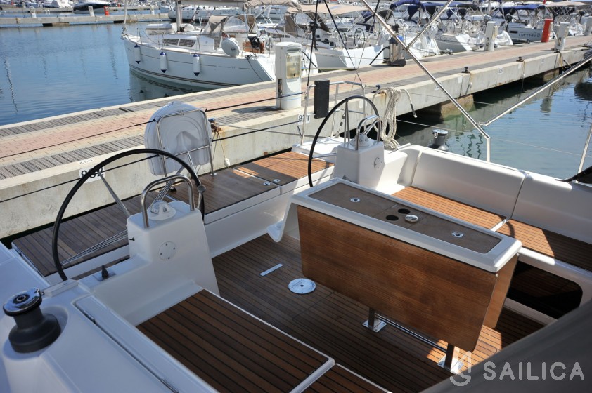 Dufour 460 Grand Large - Yacht Charter Sailica