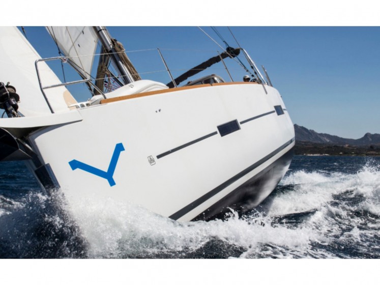 Dufour 460 Grand Large - Yacht Charter Sailica