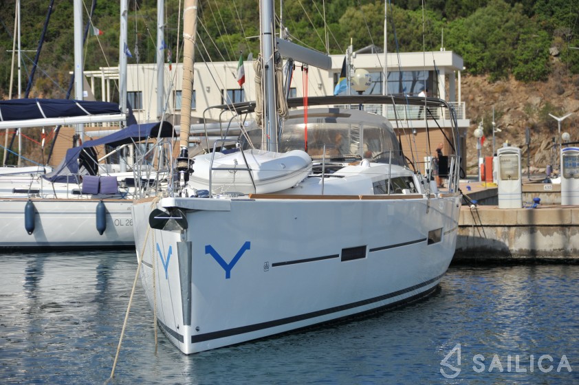 Dufour 460 Grand Large - Yacht Charter Sailica