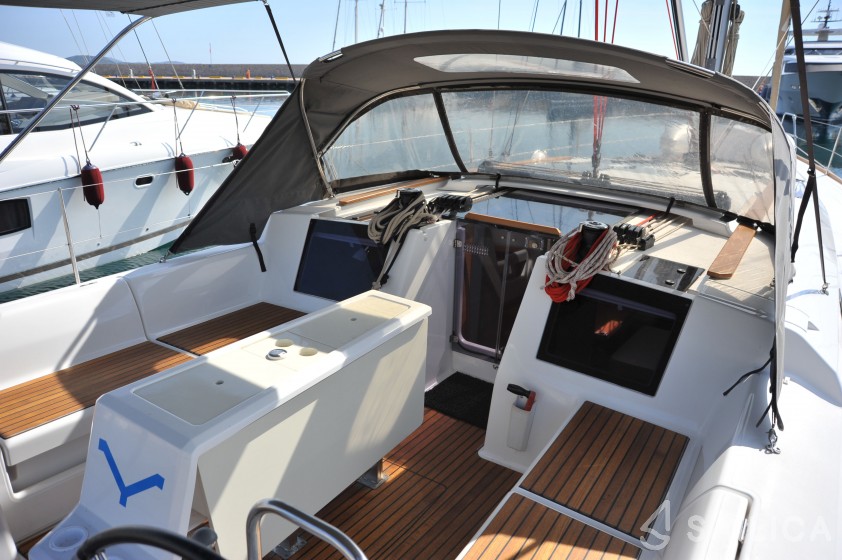 Dufour 460 Grand Large - Yacht Charter Sailica