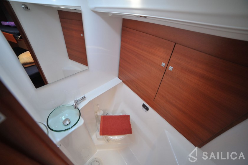 Dufour 460 Grand Large - Yacht Charter Sailica