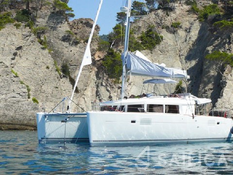 Lagoon 450 - Yacht Charter Sailica