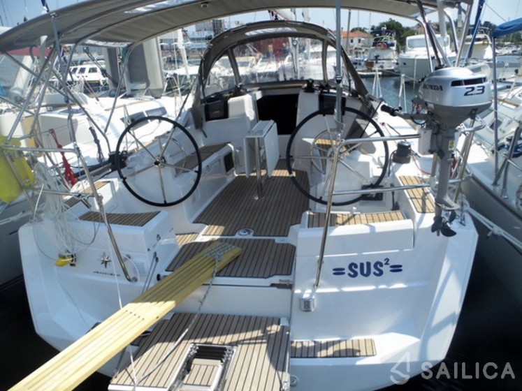 Sun Odyssey 379 - Yacht Charter Sailica
