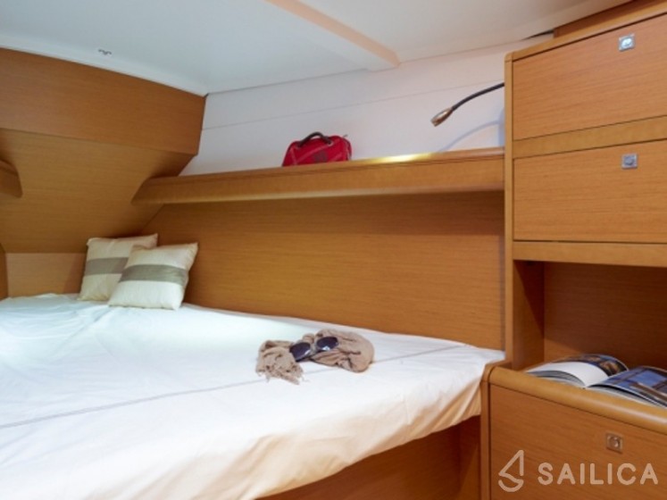 Sun Odyssey 379 - Yacht Charter Sailica