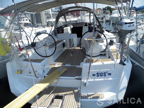 Sun Odyssey 379 - Yacht Charter Sailica