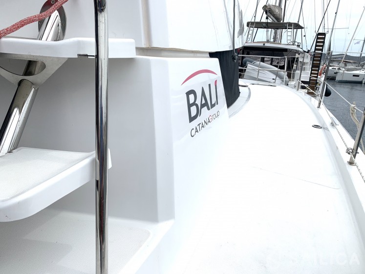 Bali 4.1 - Yacht Charter Sailica