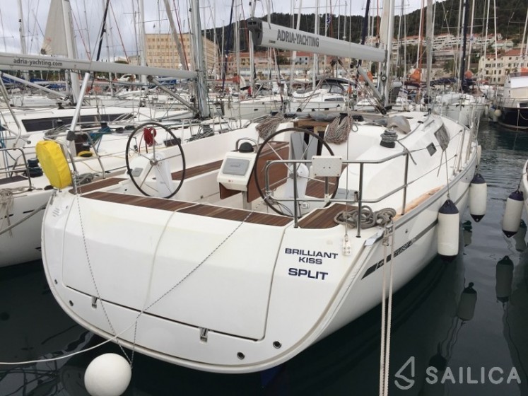 Bavaria Cruiser 46 - Yacht Charter Sailica
