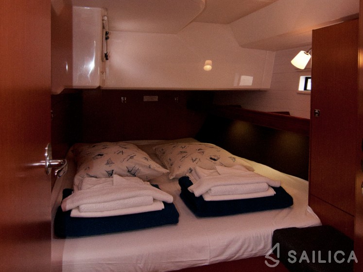 Bavaria Cruiser 46 - Yacht Charter Sailica