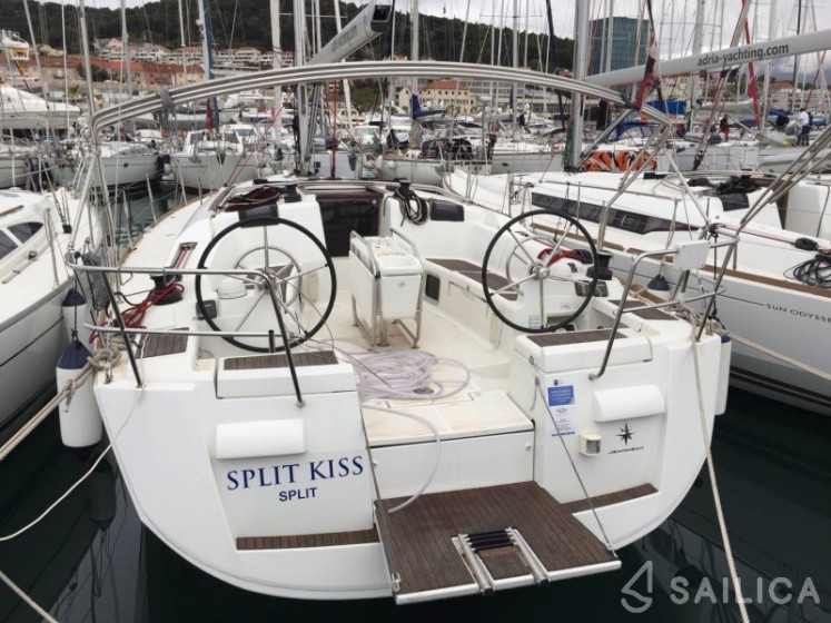 Sun Odyssey 439 - Yacht Charter Sailica