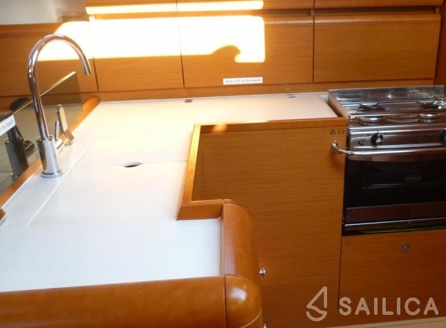 Sun Odyssey 439 - Yacht Charter Sailica
