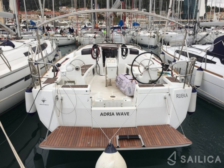 Sun Odyssey 449 - Yacht Charter Sailica