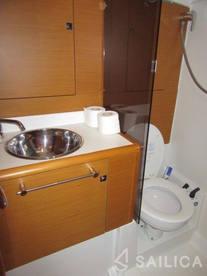 Sun Odyssey 449 - Yacht Charter Sailica